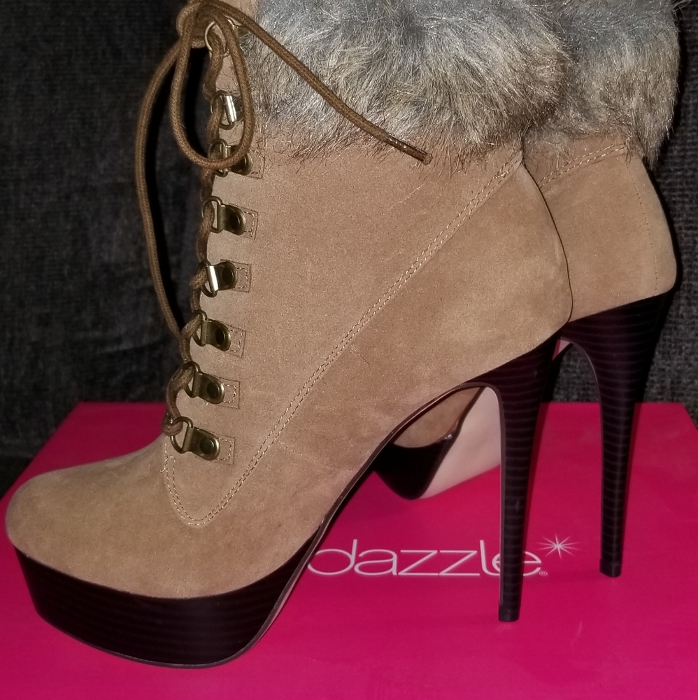 ๐๏ธ๐๏ธ SUPER SEXY STILETTO BOOTIE W/FAUX FUR - Picture 3 of 5